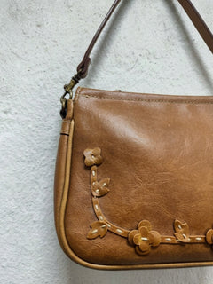 Borsetta Hippie & Applicazioni Floreali