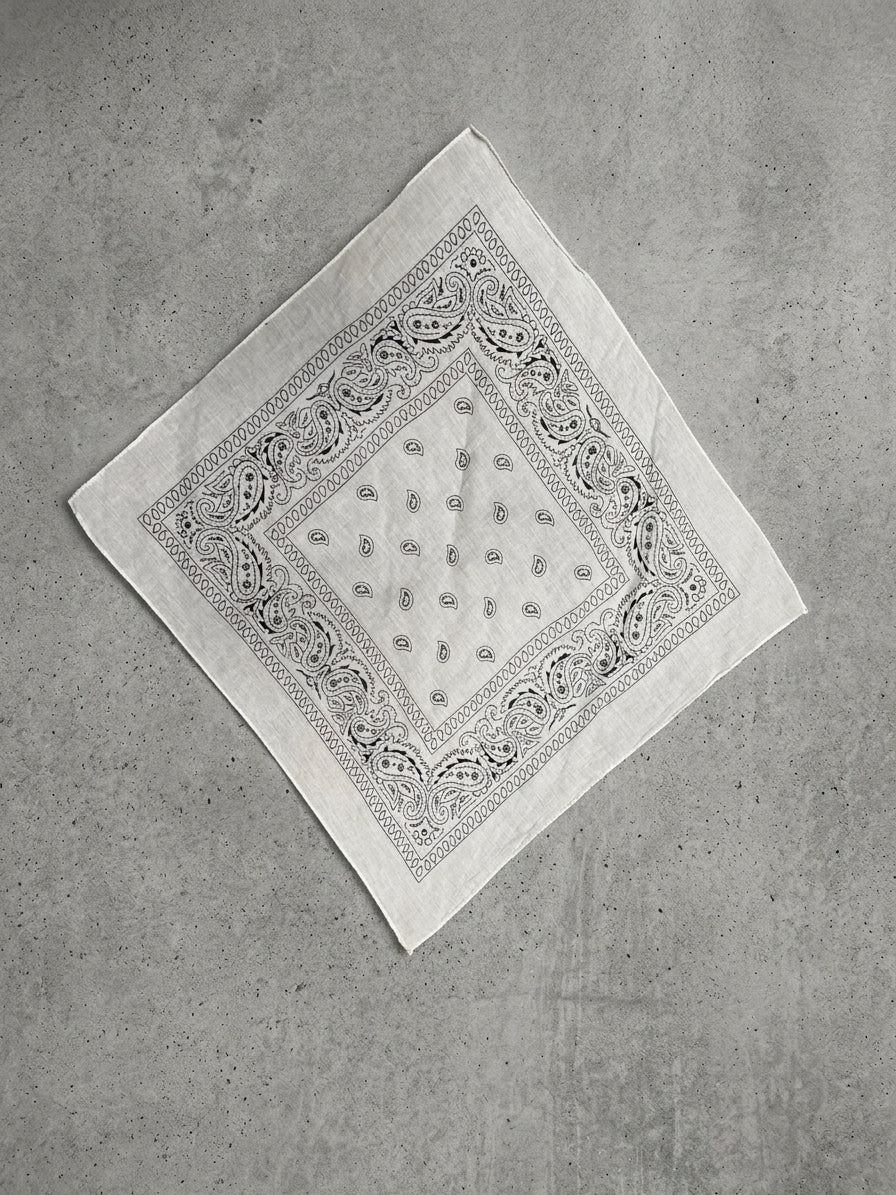 Bandana d'Archivio Classica Paisley – Rosso Vivace / Bianco