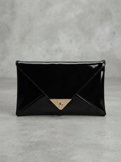 Pochette a Busta Elegante in Ecopelle Verniciata con Dettaglio Geometrico Dorato