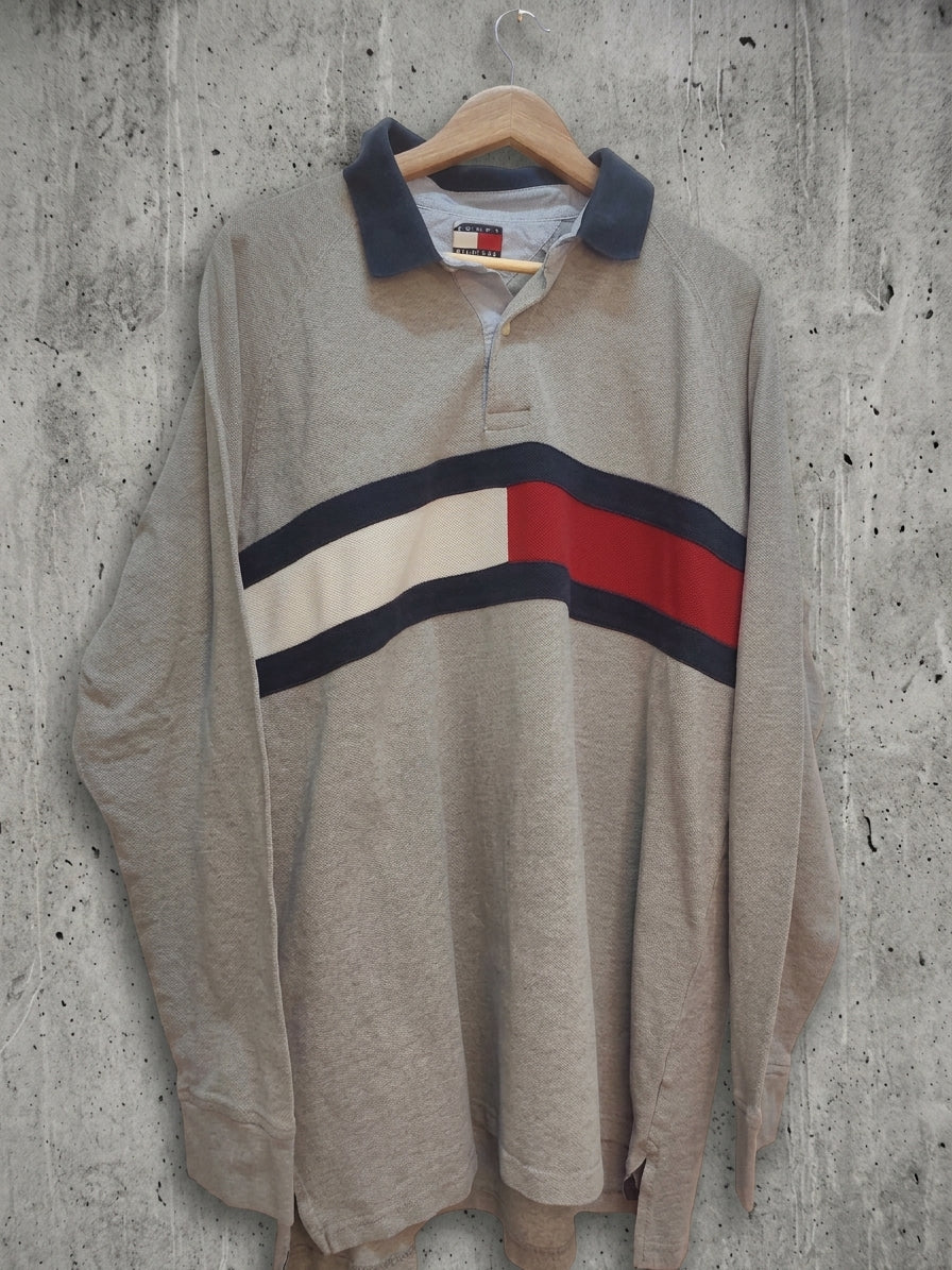 Polo Manica Lunga Tommy Hilfiger Vintage – Grigio Melange con Maxi Logo Flag e Colletto Blu