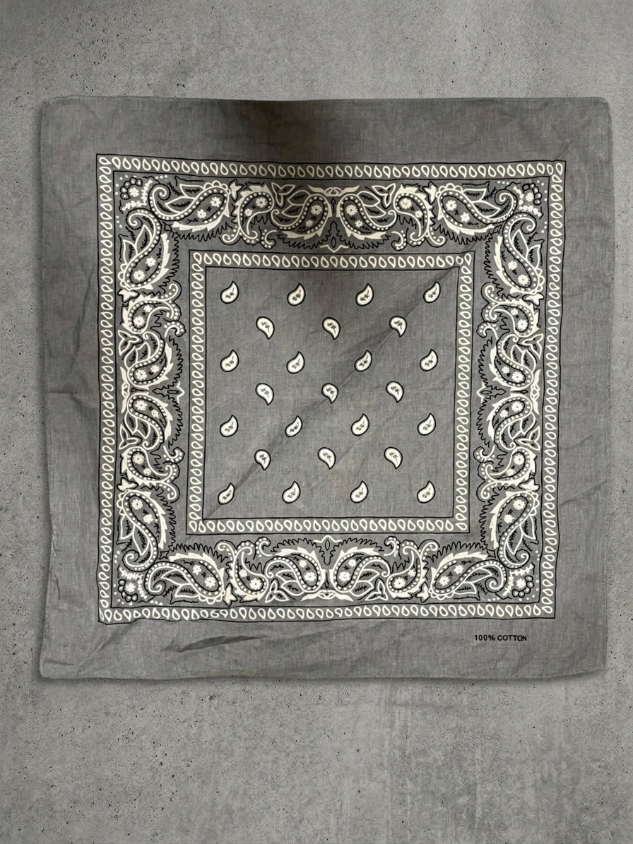 Bandana d'Archivio Classica Paisley – Rosso Vivace / Bianco