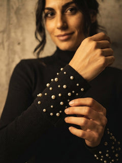Maglia a Collo Alto con Dettaglio Perle